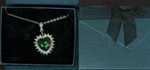  NIB Green   " Sea of Love "  Titanic Necklace