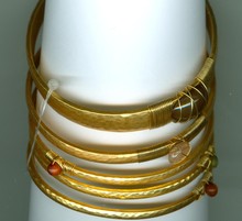 Genuine Coldwater set of 5 Goldtone Bracelet Bangle P5480